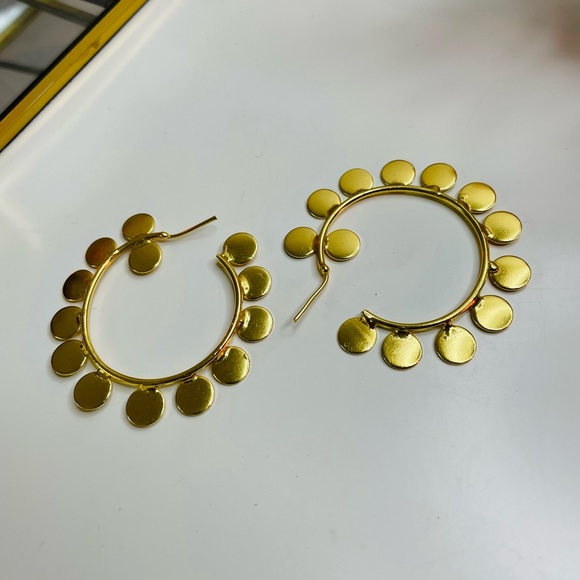 Zara Golden Halo Marvel Unique Circle Earrings for Trendsetters From NYC - Picture 5 of 7